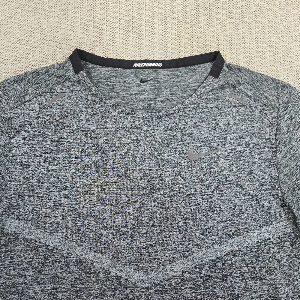 Nike Rise 365 Running Shirt Top Mens Medium Gray Large Dri-FIT Short Sleeve